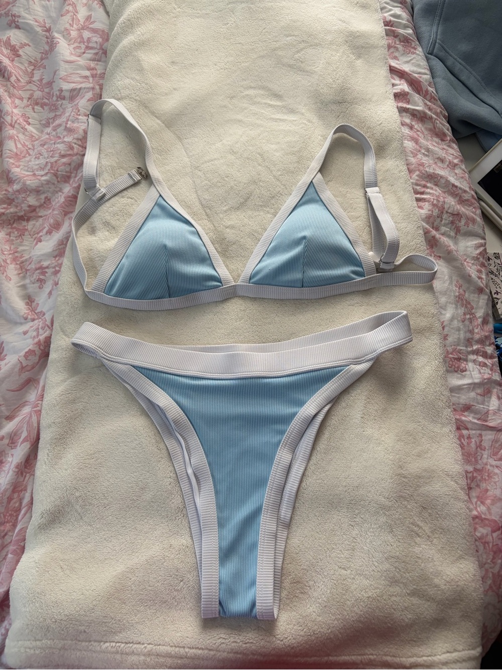 SHEIN Light Blue Ribbed Triangle Bikini with White Trim